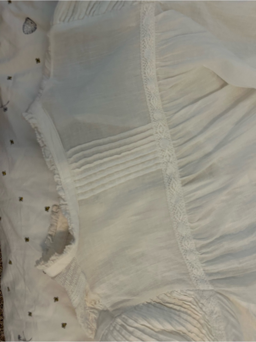 Zara Delicate Lace-Trim Button Front Blouse in Ivory - Picture 3 of 10